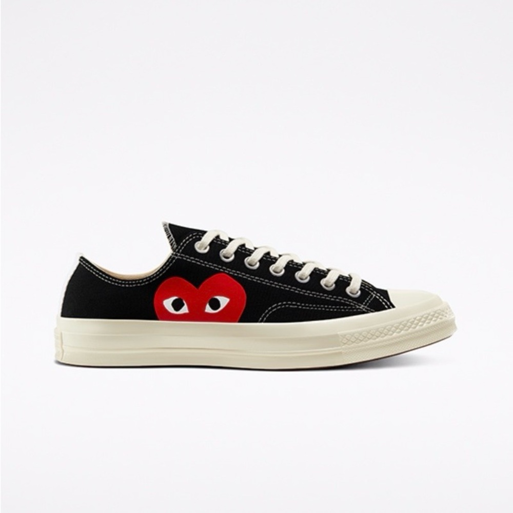 Converse x PLAY Comme des Garçons Chuck 70